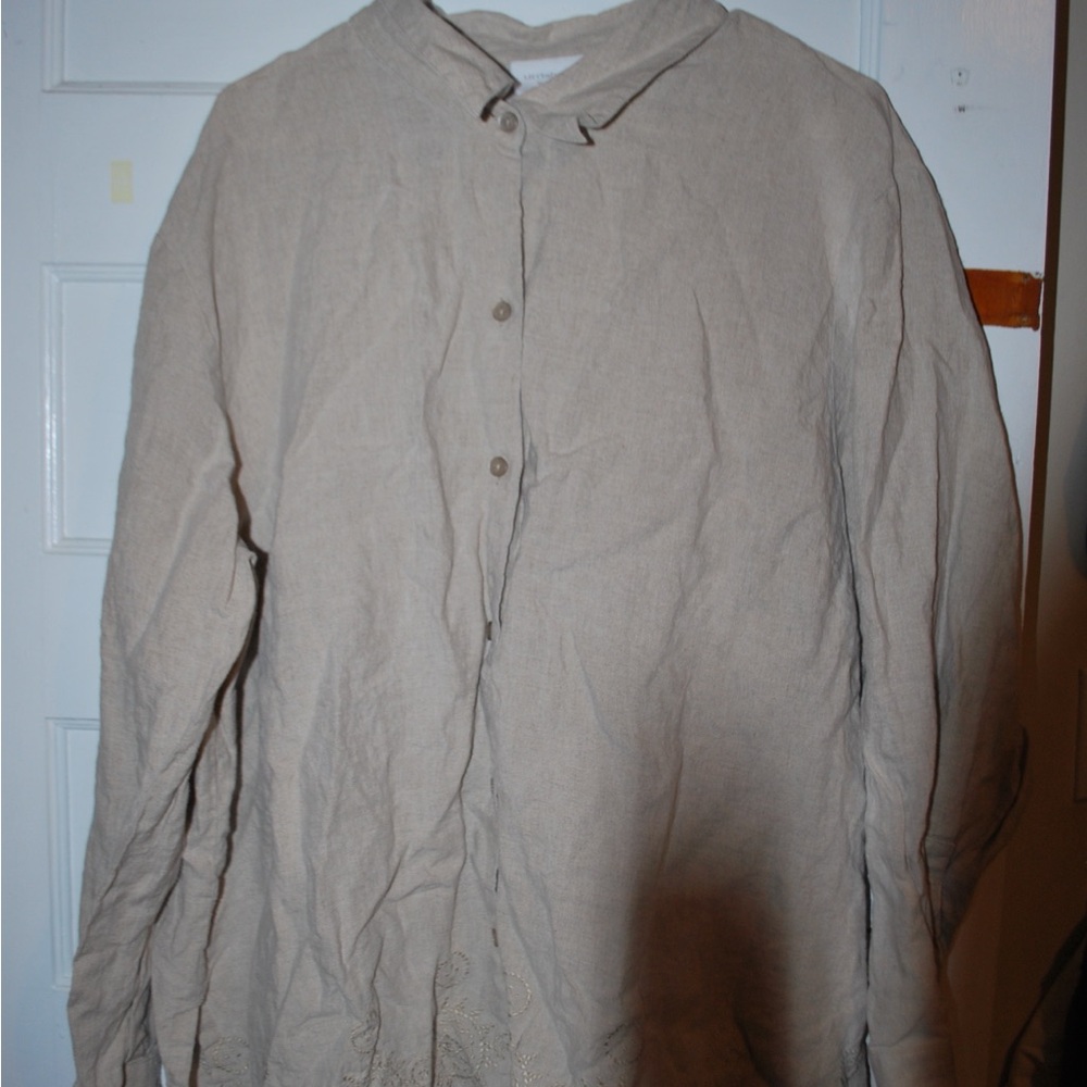 Liz Claiborne Tan Button Down Shirt